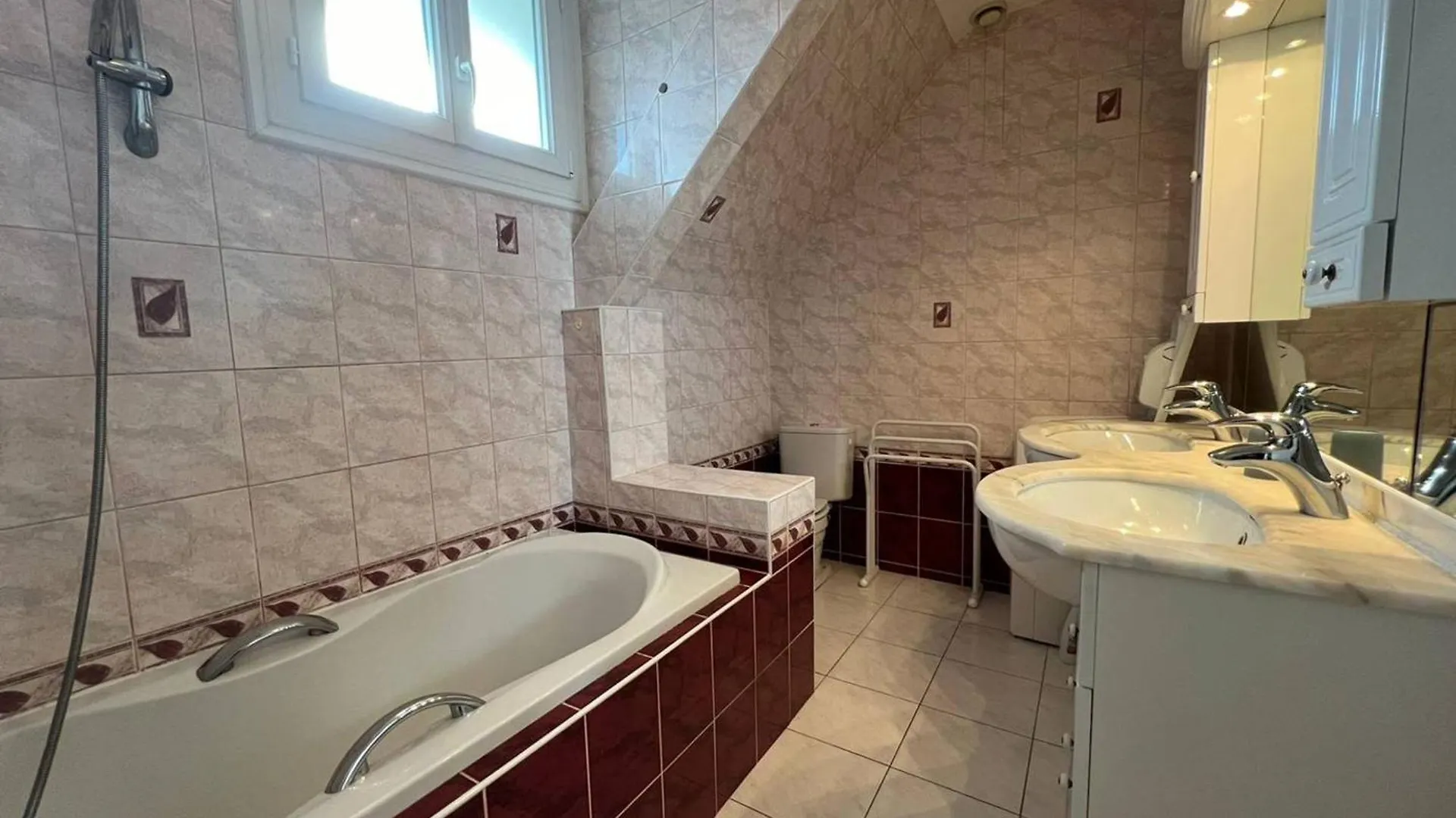 Maison 3 Chambres + Cabine, Plage A 100M, Jardin, Jusqu'A 8 Pers., Carnac - Fr-1-377-60 0*,  France